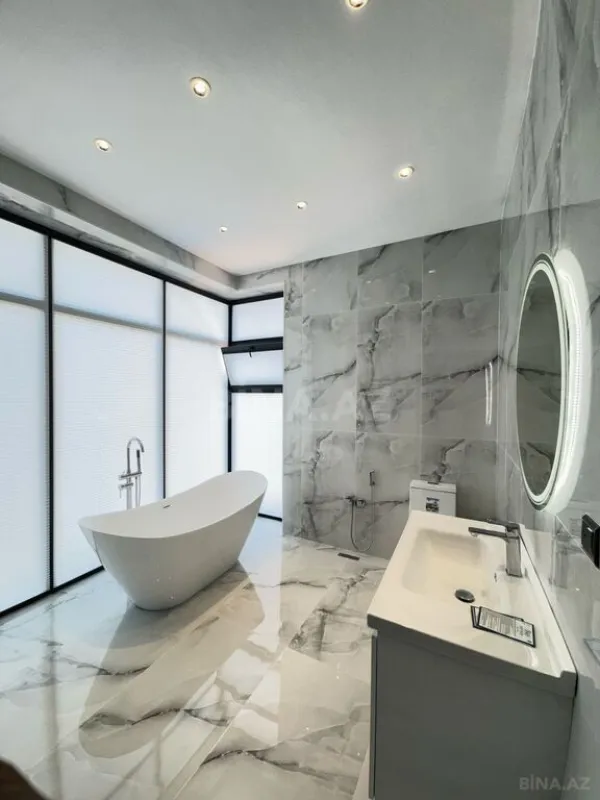 Satılır 6 otaqlı həyət evi 400 m²