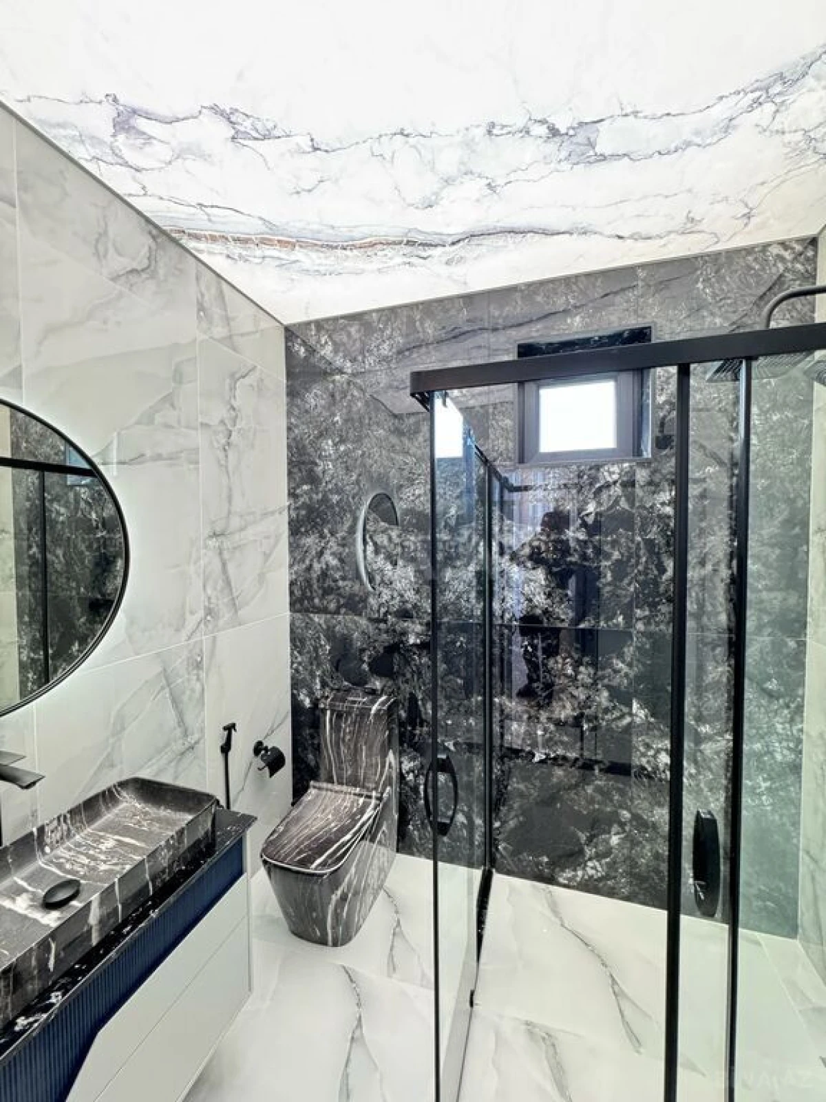 Satılır 6 otaqlı həyət evi 400 m²