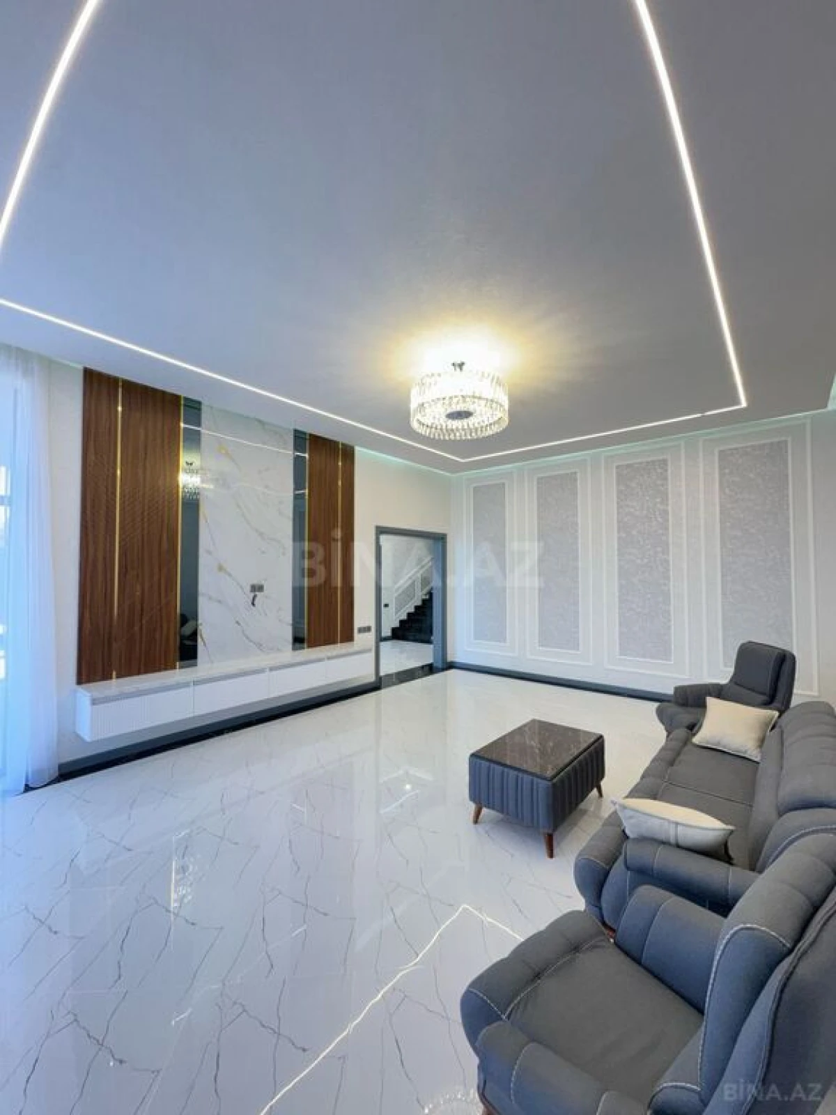 Satılır 6 otaqlı həyət evi 400 m²