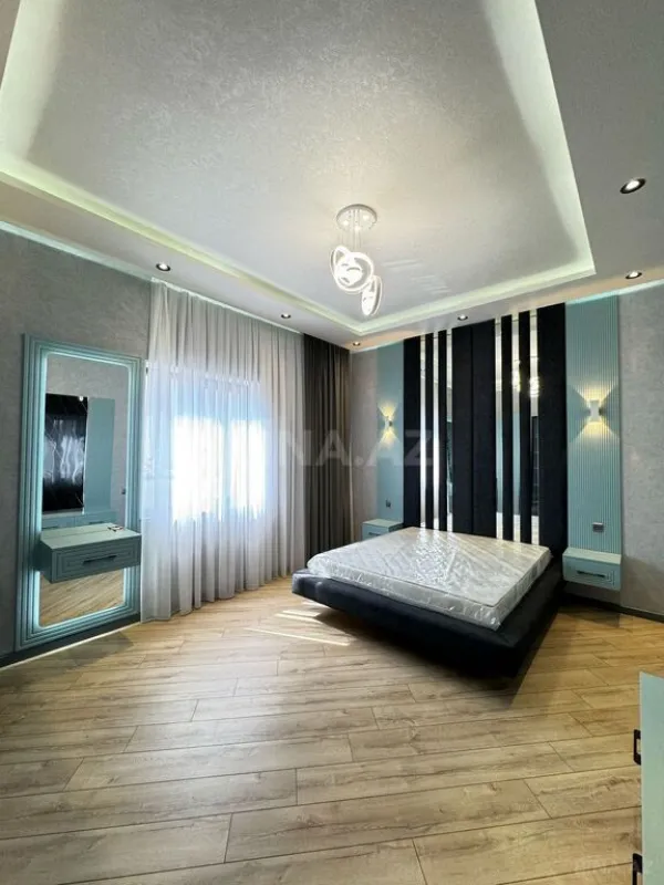 Satılır 6 otaqlı həyət evi 400 m²