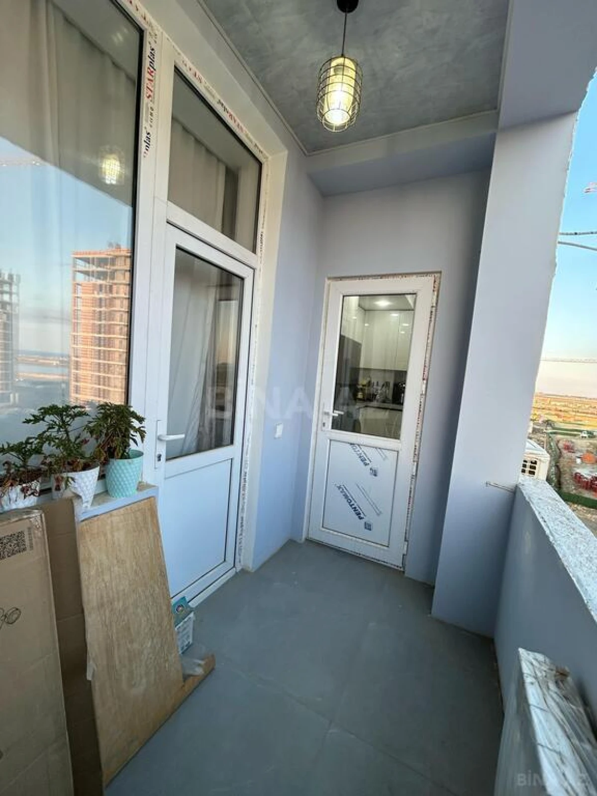 Satılır 2 otaqlı mənzil 58 m²