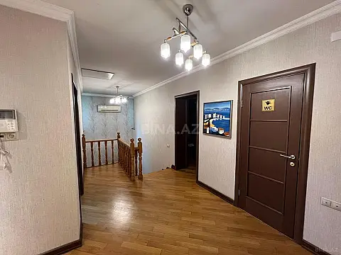 Satılır 7 otaqlı həyət evi 330 m²