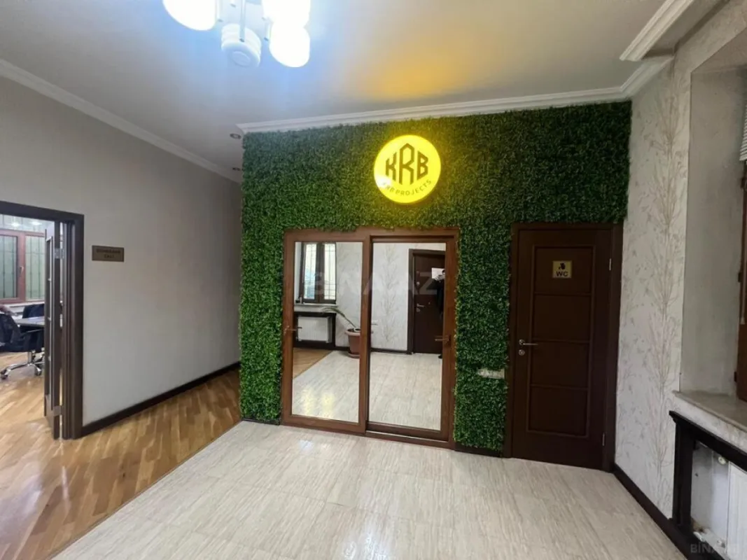 Satılır 7 otaqlı həyət evi 330 m²