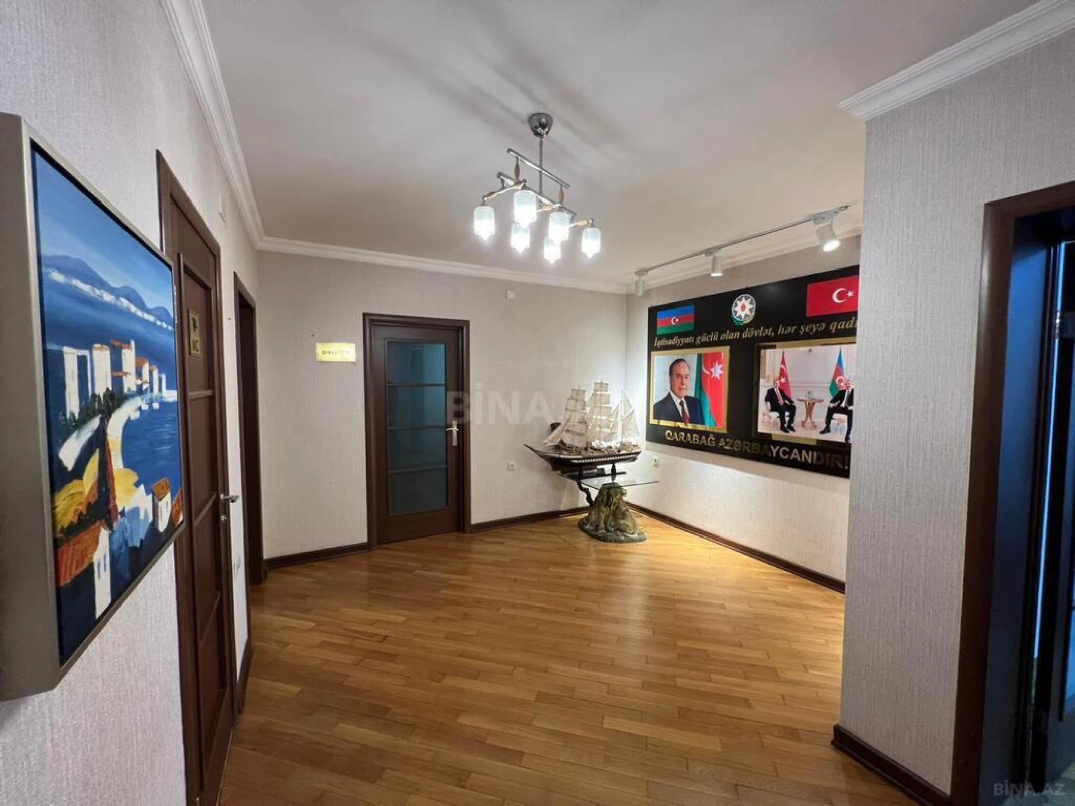 Satılır 7 otaqlı həyət evi 330 m²
