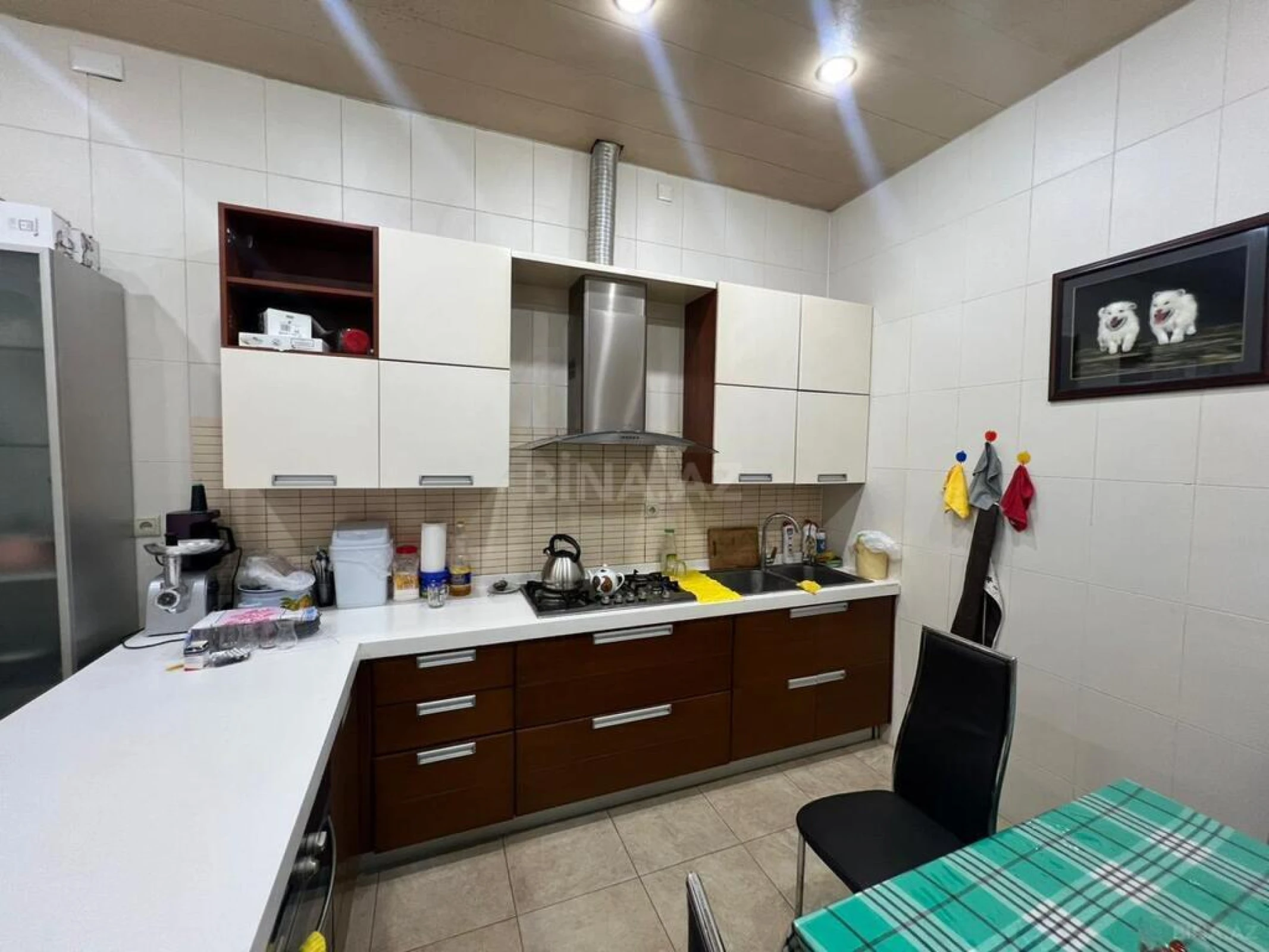 Satılır 7 otaqlı həyət evi 330 m²