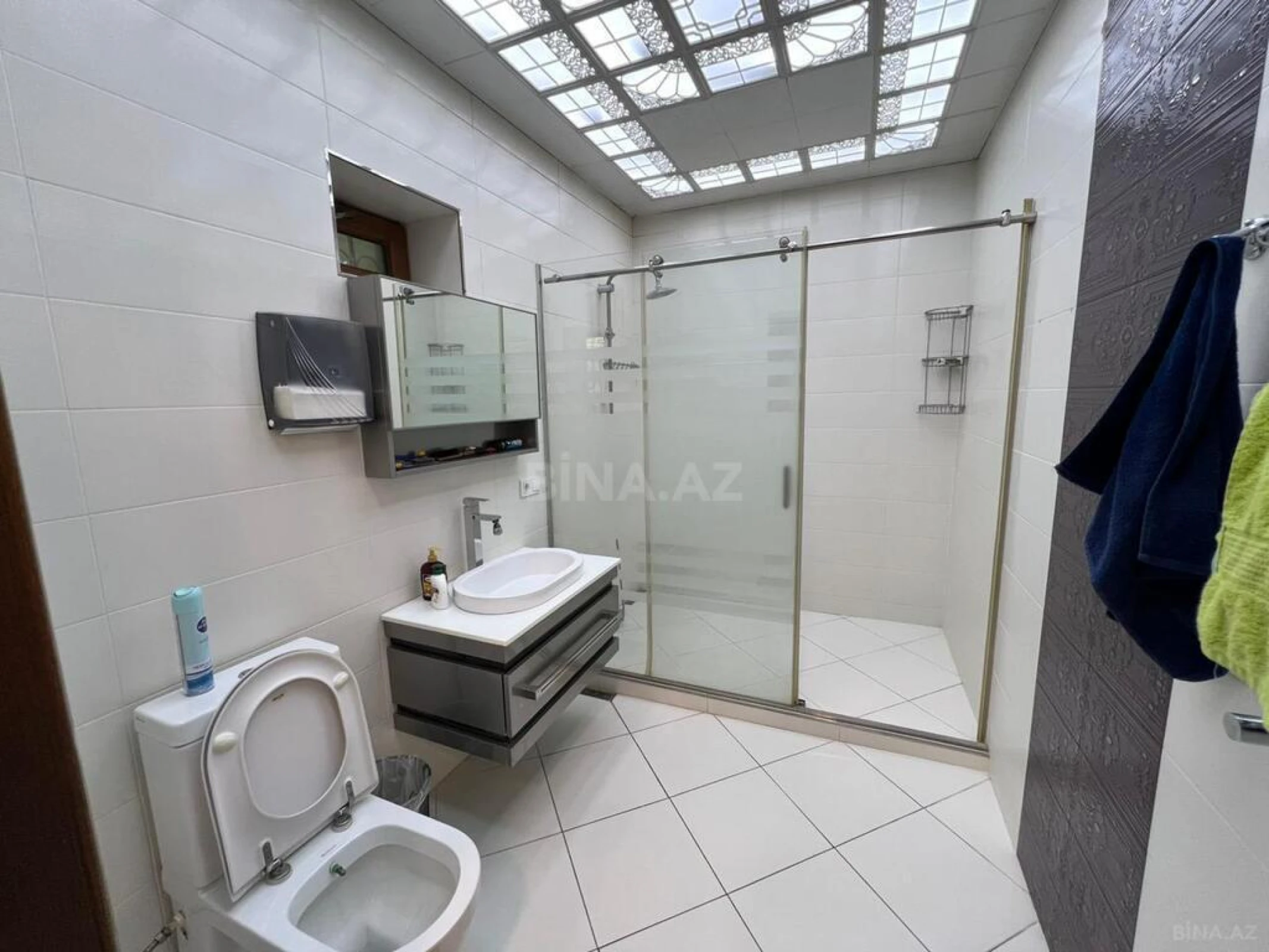 Satılır 7 otaqlı həyət evi 330 m²