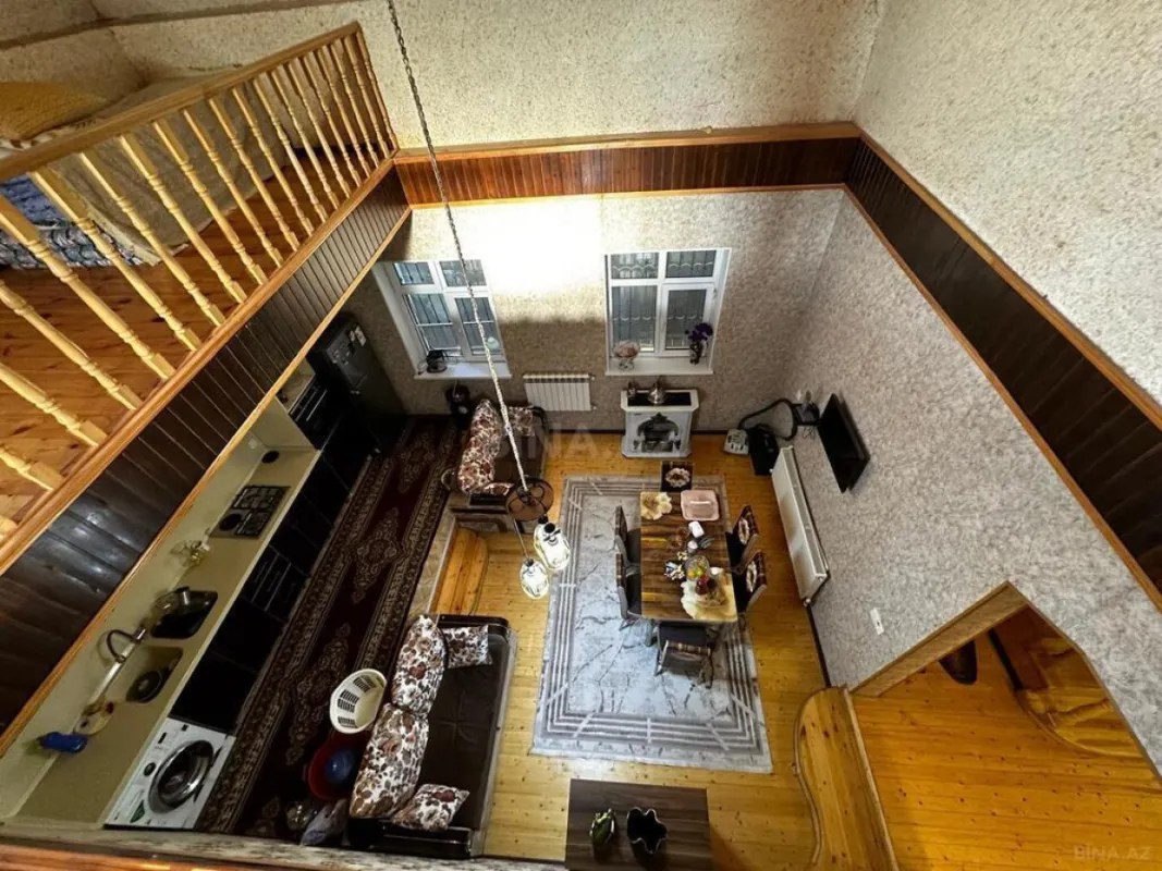 Satılır 6 otaqlı həyət evi 250 m²