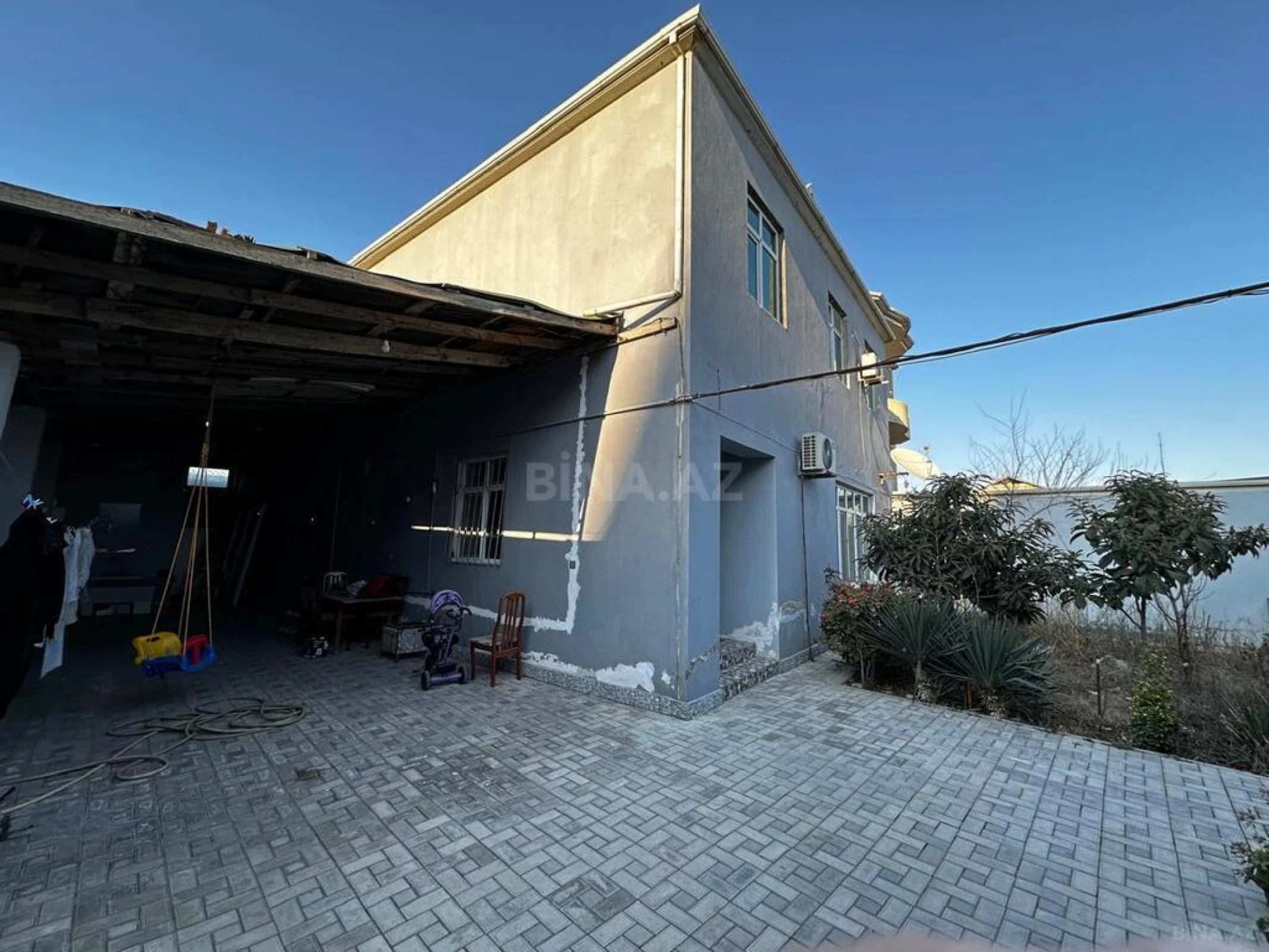 Satılır 6 otaqlı həyət evi 250 m²