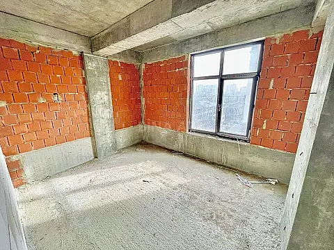Satılır 3 otaqlı mənzil 86 m²