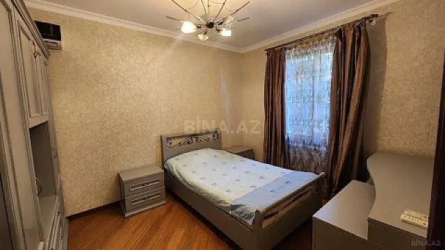 Kirayə verilir 5 otaqlı həyət evi 300 m²