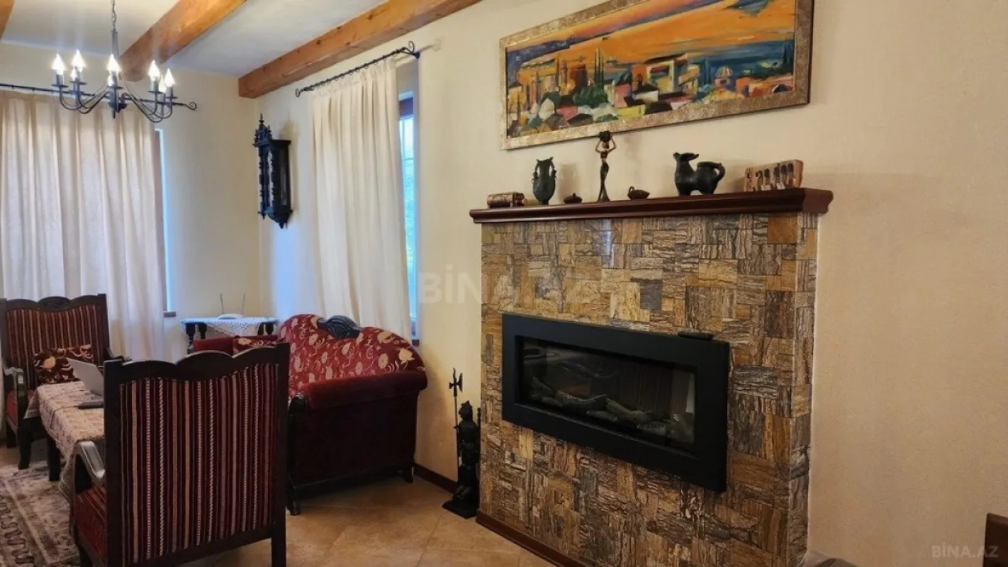 Kirayə verilir 5 otaqlı həyət evi 300 m²