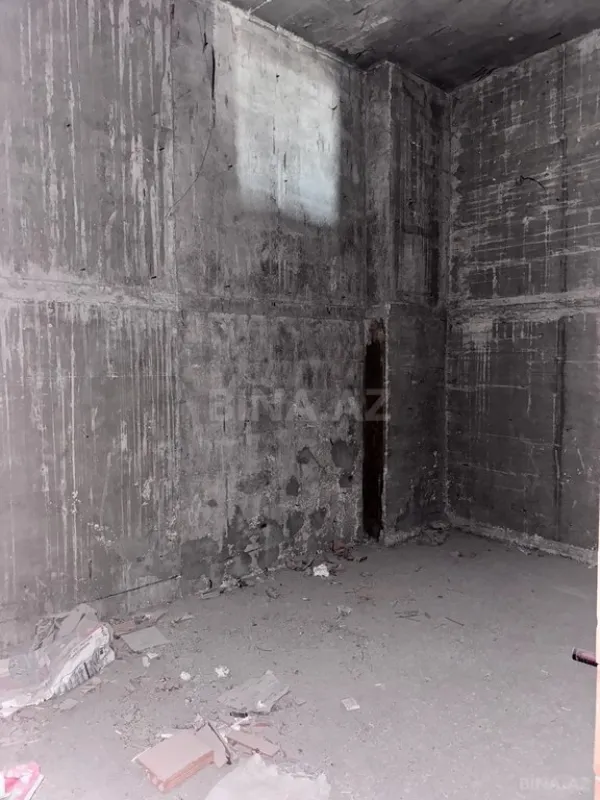 Satılır 3 otaqlı mənzil 98.2 m²