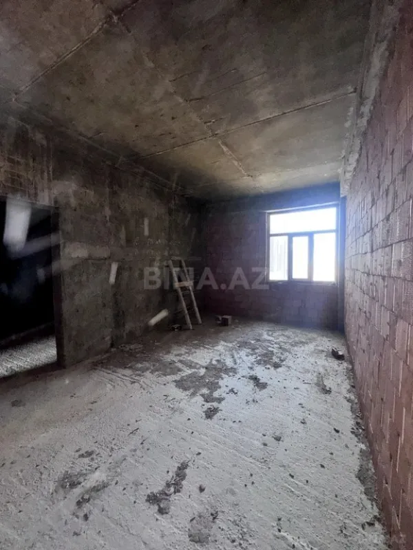 Satılır 3 otaqlı mənzil 98.2 m²