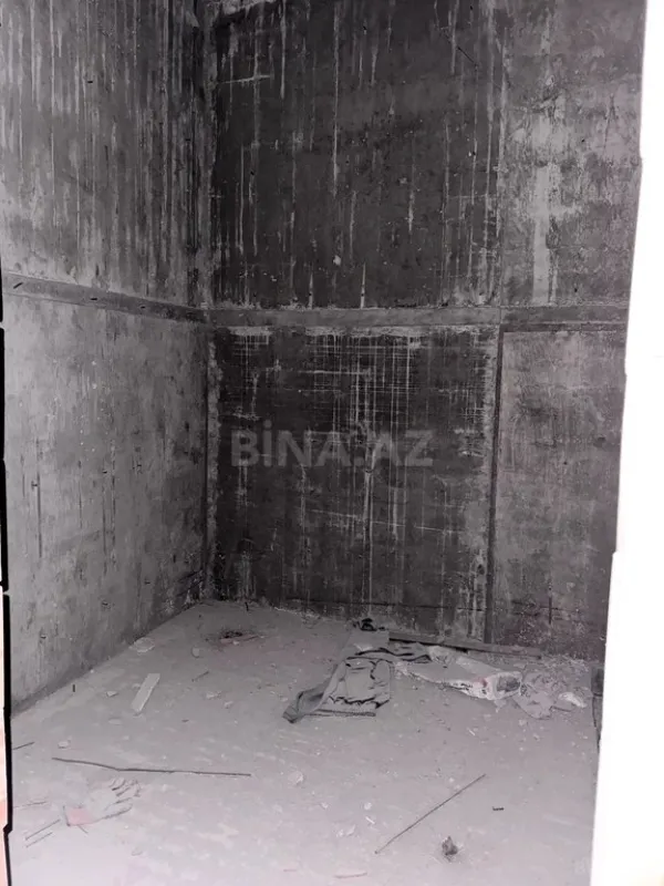 Satılır 3 otaqlı mənzil 98.2 m²