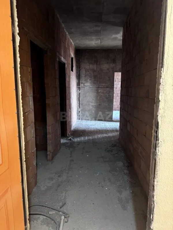 Satılır 3 otaqlı mənzil 98.2 m²