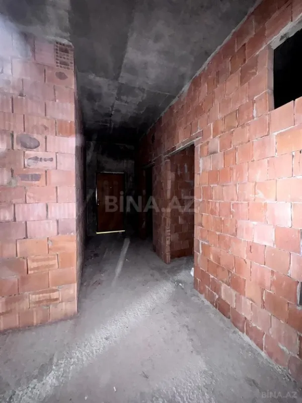 Satılır 3 otaqlı mənzil 98.2 m²