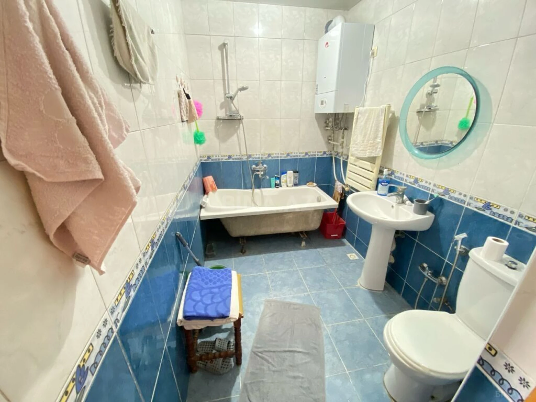 Satılır 4 otaqlı həyət evi 140 m²