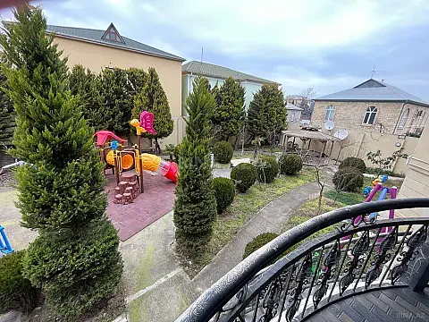 Satılır 6 otaqlı həyət evi 500 m² — Bakı, Bakıxanov 6 otaq 500.00 m²