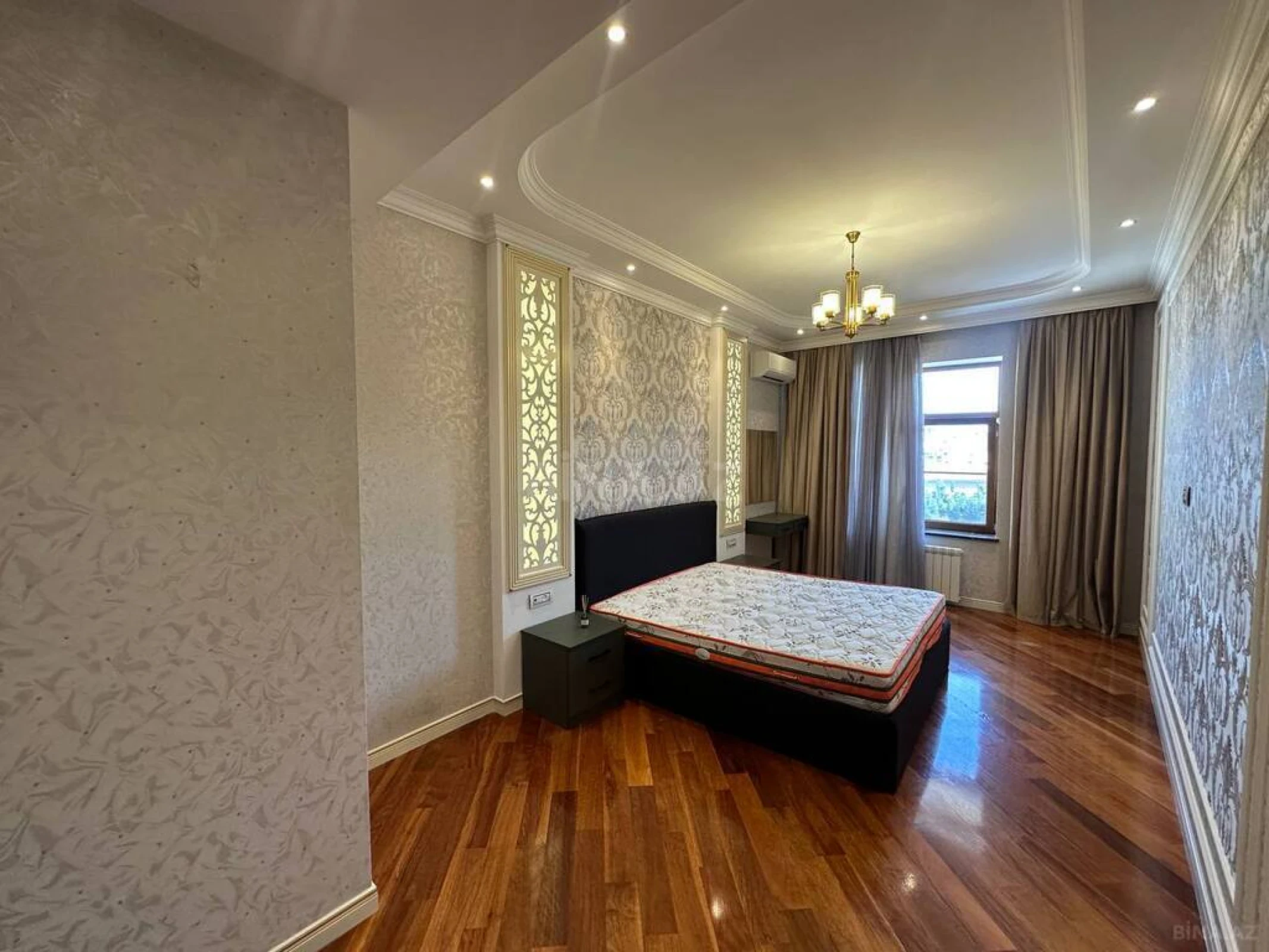 Kirayə verilir 3 otaqlı mənzil 115 m²