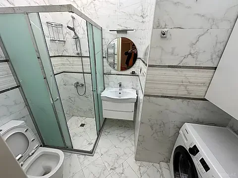 Kirayə verilir 3 otaqlı mənzil 115 m²