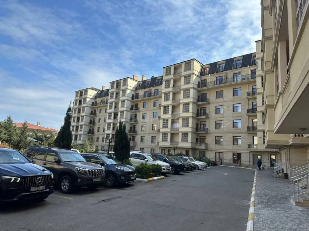 Kirayə verilir 3 otaqlı mənzil 115 m²