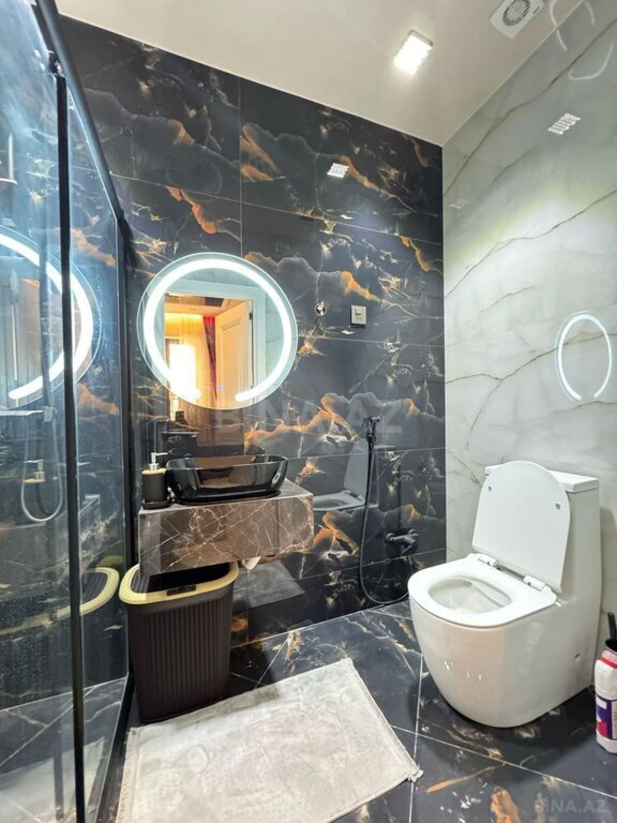 Satılır 6 otaqlı həyət evi 500 m²