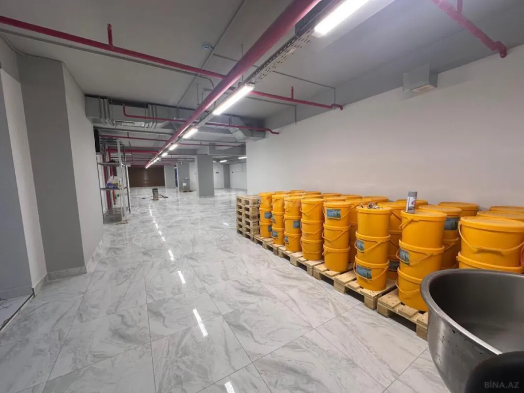 Satılır obyekt 315 m²