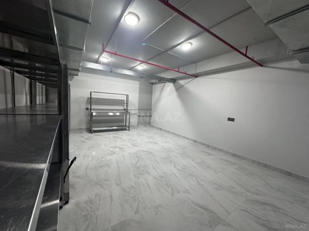 Satılır obyekt 315 m²