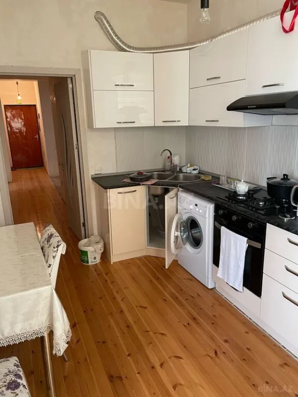 Satılır 3 otaqlı mənzil 96 m²