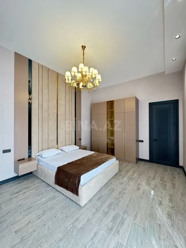 Satılır 6 otaqlı həyət evi 400 m²