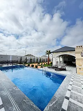 Satılır 6 otaqlı həyət evi 400 m²