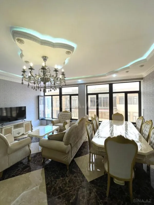Kirayə verilir 2 otaqlı mənzil 100 m²