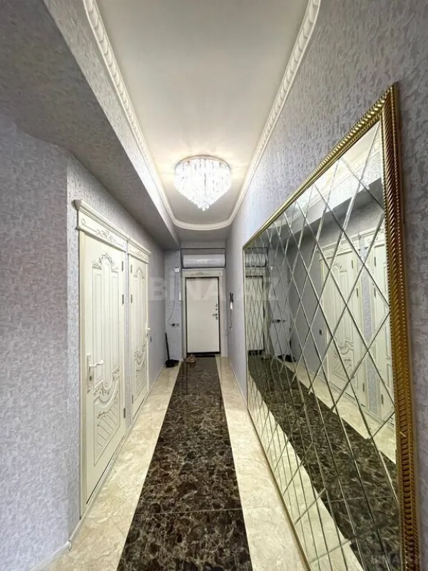 Kirayə verilir 2 otaqlı mənzil 100 m²
