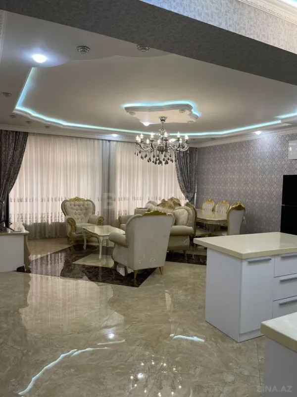 Kirayə verilir 2 otaqlı mənzil 100 m²