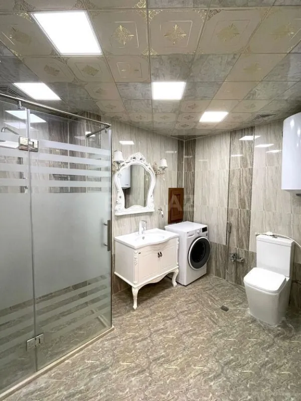 Kirayə verilir 2 otaqlı mənzil 100 m²