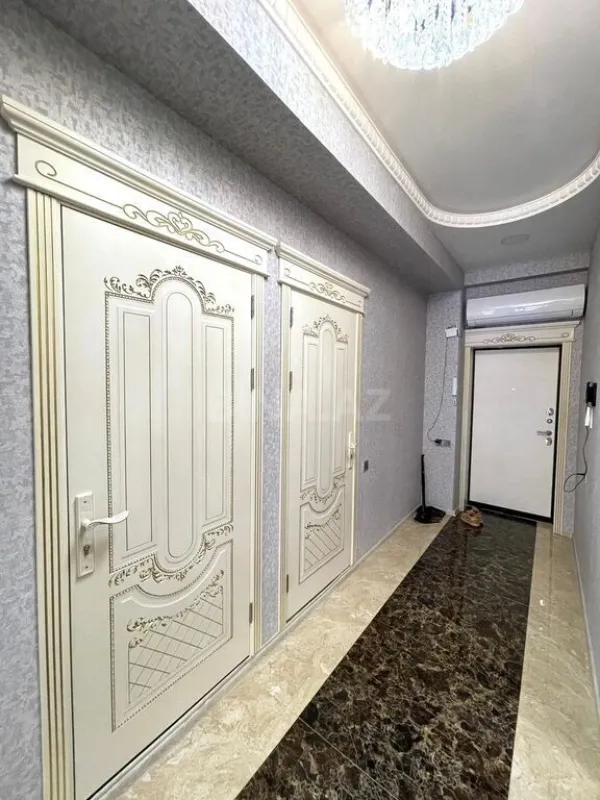 Kirayə verilir 2 otaqlı mənzil 100 m²
