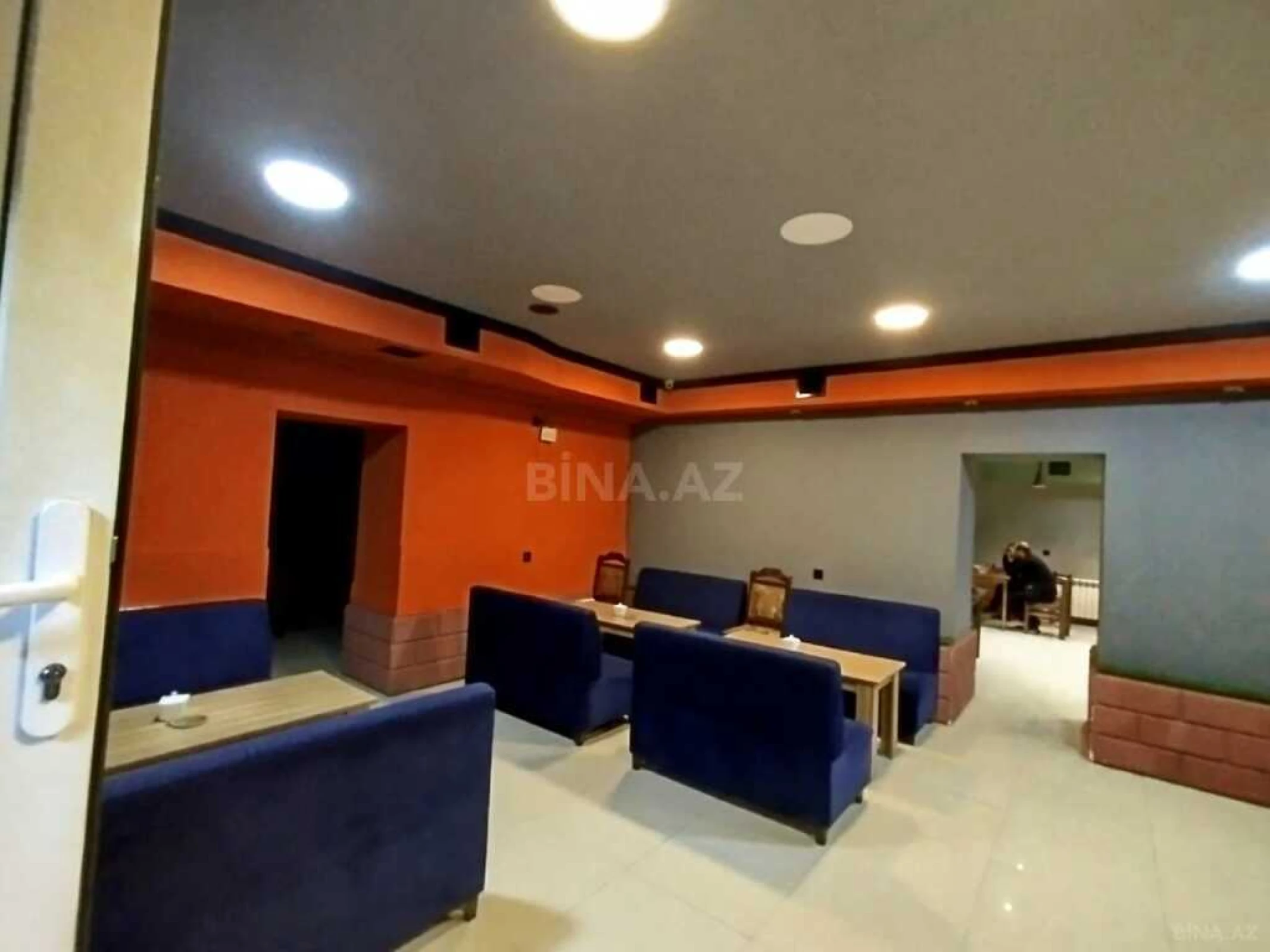 Satılır obyekt 260 m²