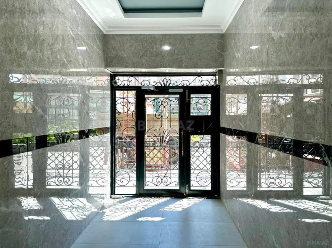 Satılır 2 otaqlı mənzil 76.6 m²