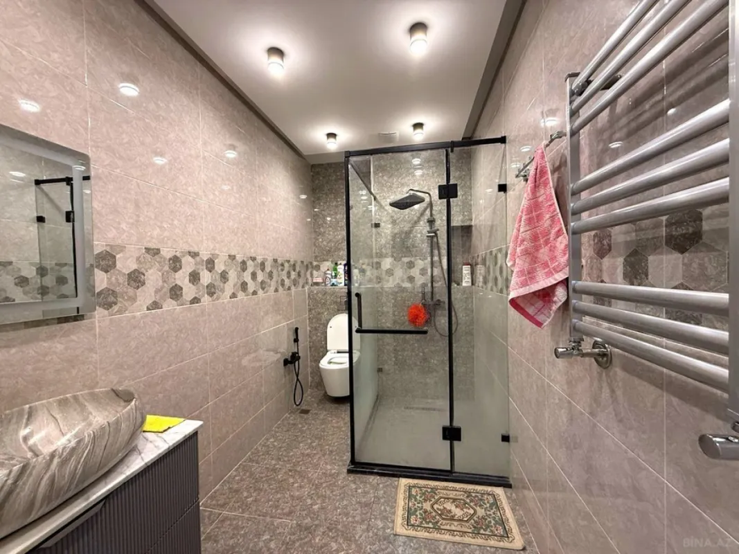 Satılır 2 otaqlı mənzil 76.6 m²