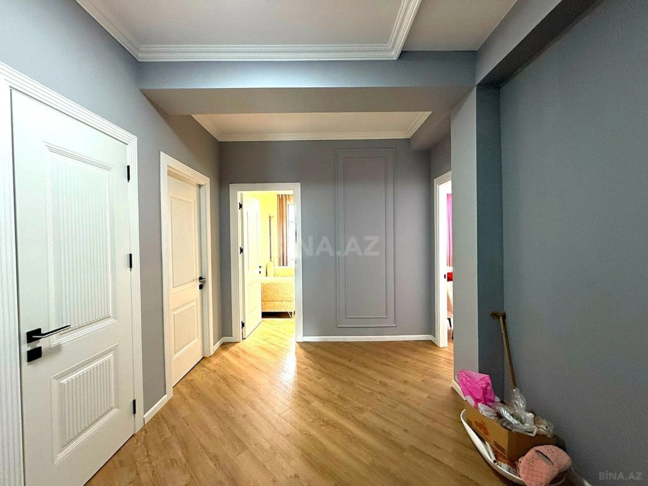 Satılır 2 otaqlı mənzil 76.6 m²