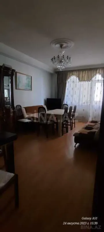 Satılır 2 otaqlı mənzil 74 m²