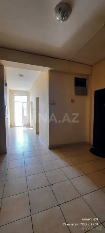 Satılır 2 otaqlı mənzil 74 m²