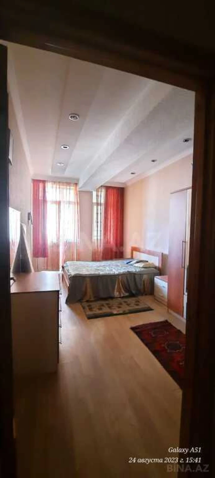 Satılır 2 otaqlı mənzil 74 m²