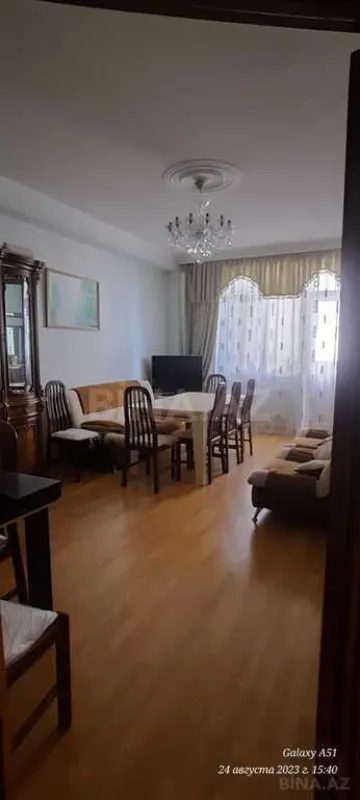Satılır 2 otaqlı mənzil 74 m²