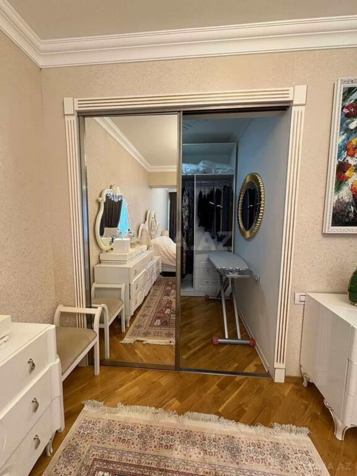 Satılır 4 otaqlı mənzil 170.5 m²
