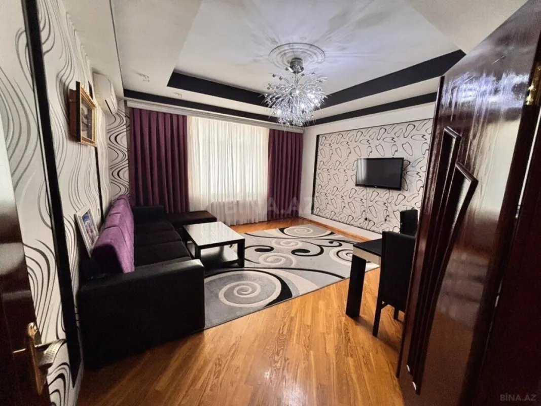 Satılır 3 otaqlı mənzil 98 m²