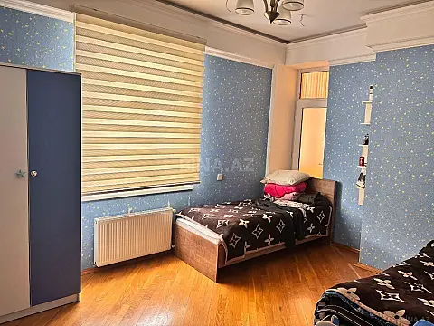 Satılır 3 otaqlı mənzil 98 m²