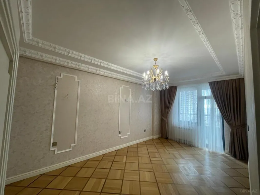 Kirayə verilir 3 otaqlı ofis 130 m²