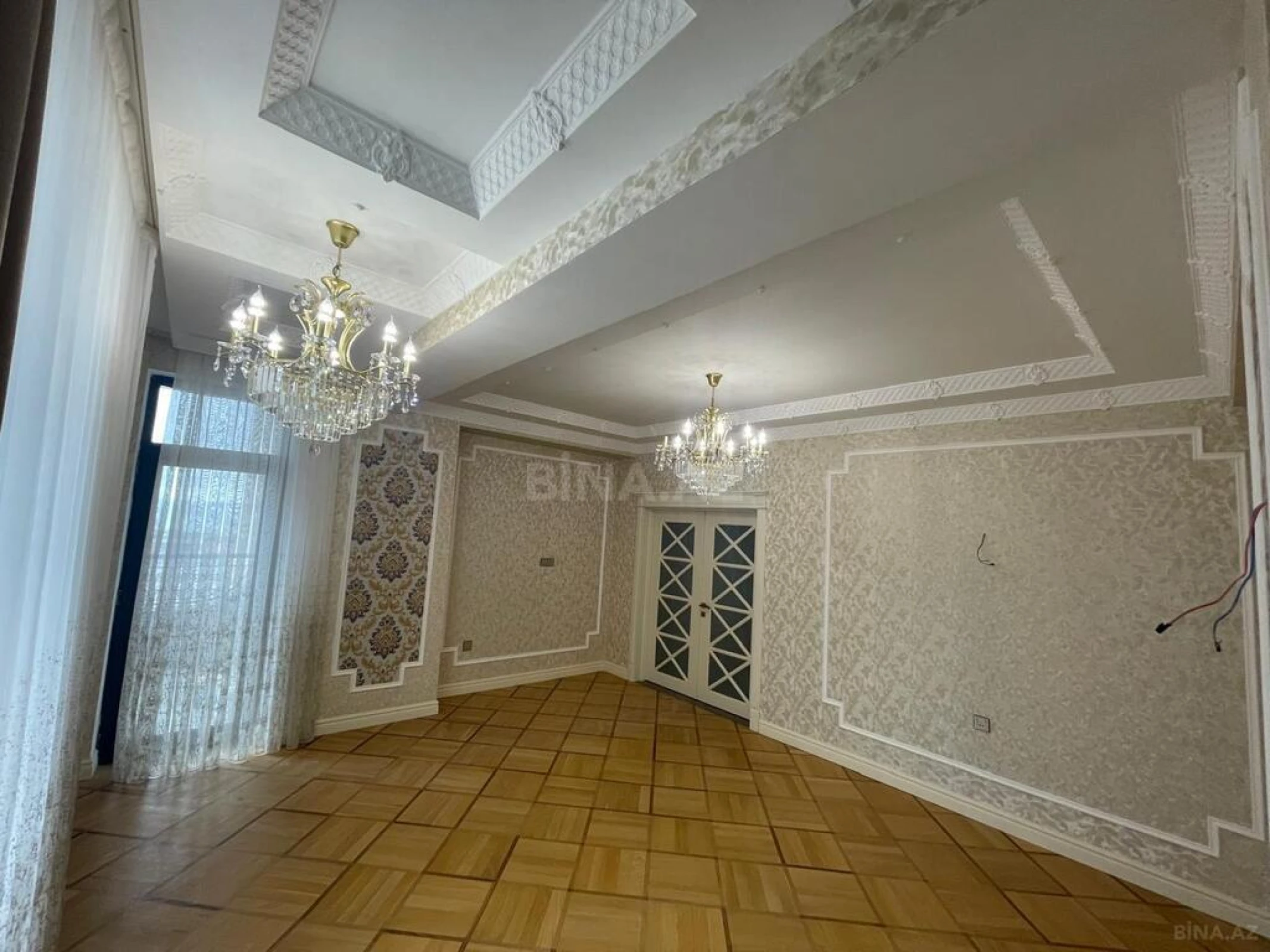 Kirayə verilir 3 otaqlı ofis 130 m²