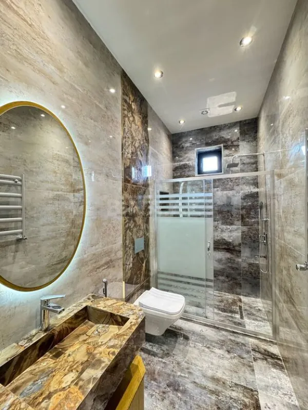 Satılır 6 otaqlı həyət evi 300 m²